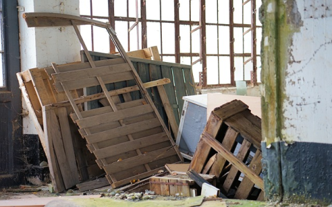 亚马逊怎么赶跟卖