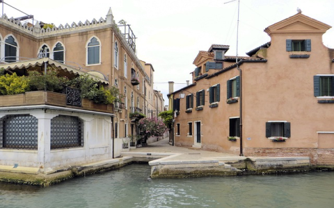 亚马逊招商经理