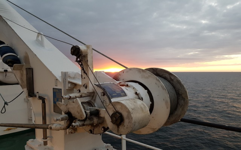 亚马逊（Amazon）全面解读：从电商巨头到全球品牌的演变之路