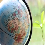 2025年Q4全球电视出货量持平6150万台，中国下滑25.3%海外市场强劲增长