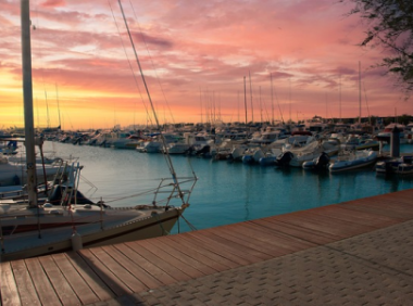 亚马逊卖家中心：电商成功的枢纽